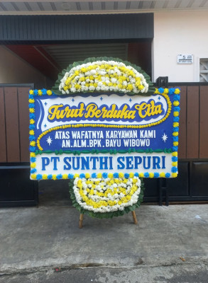 Papan Bunga Duka di Palasari Hilir